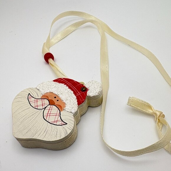Vintage Santa Claus Wooden Necklace With Sliding Lid & Hidden Mini Gifts Inside - Picture 6 of 9